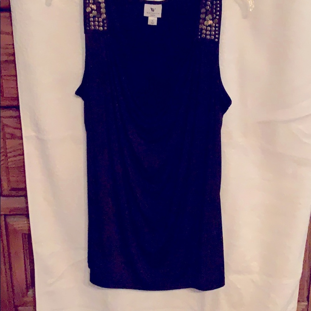 Sleeveless dress top